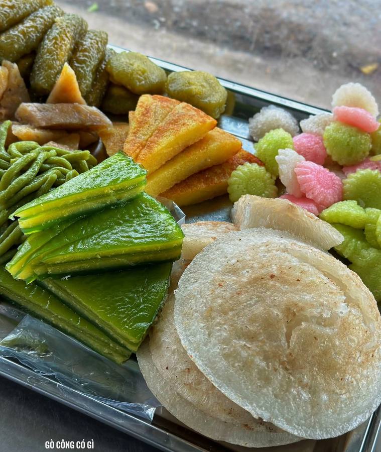 Bánh dân gian Cô Sa