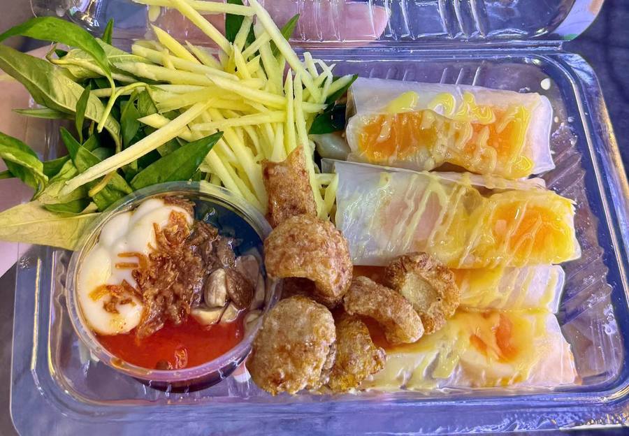 Bánh tráng dì 4 – Ao Trường Đua