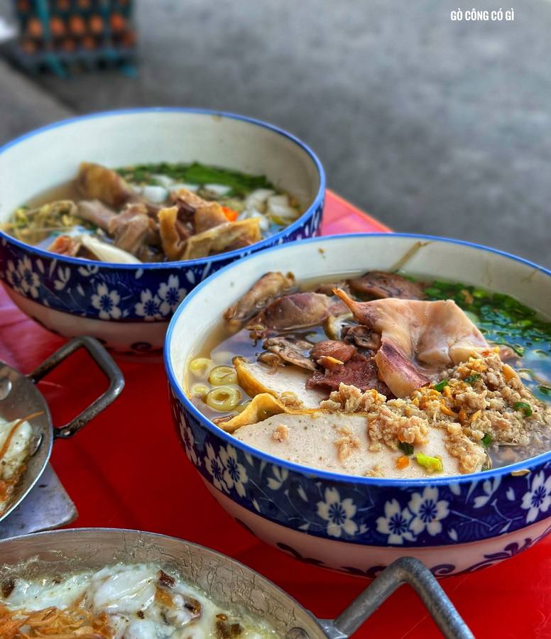 Ốp la Bà 5 — một góc ăn sáng của Gò Công
