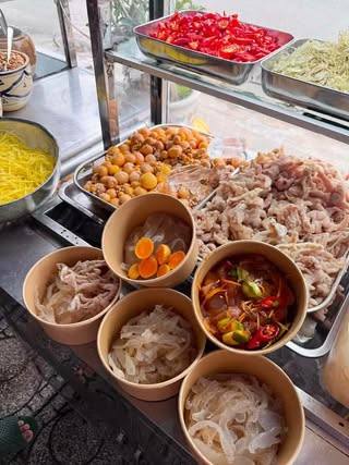 Tiệm Trà Hẻm (Nguyễn Văn Côn)