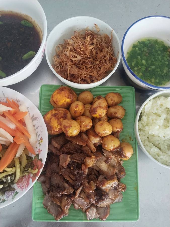 Gà Nướng Tư Công