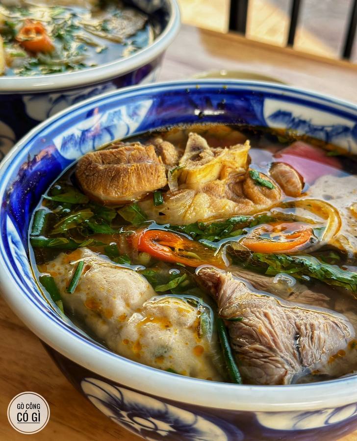 Bún bò Huế Cô Ánh