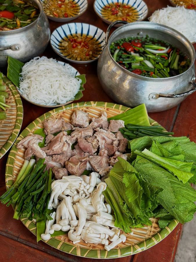 NHÀ BÊN SÔNG