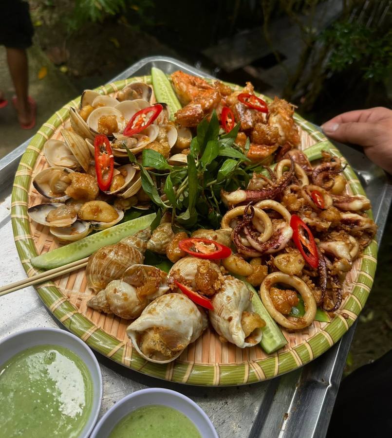 NHÀ BÊN SÔNG