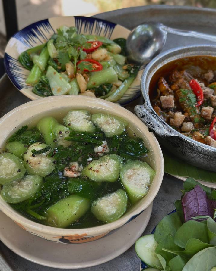 NHÀ BÊN SÔNG
