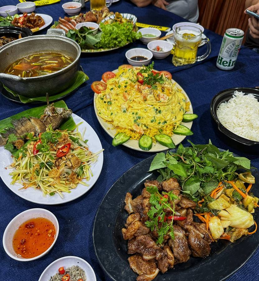 NHÀ BÊN SÔNG