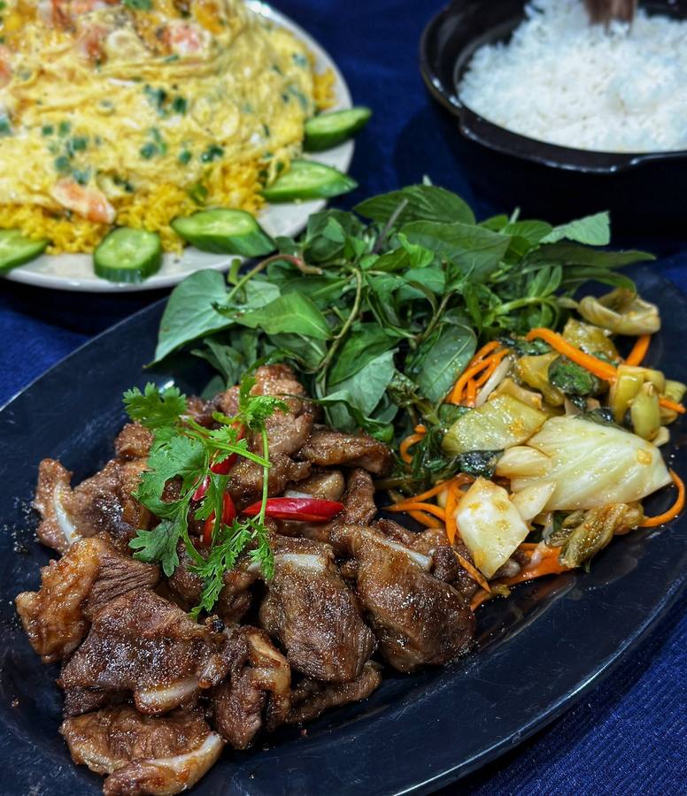 NHÀ BÊN SÔNG
