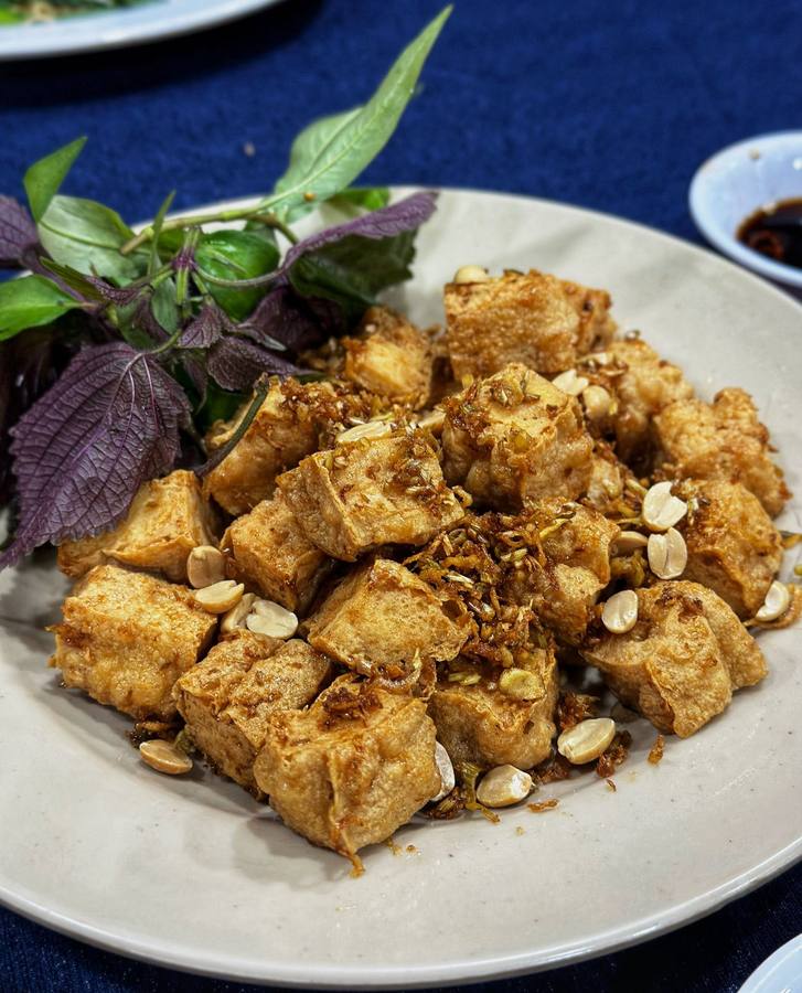 NHÀ BÊN SÔNG