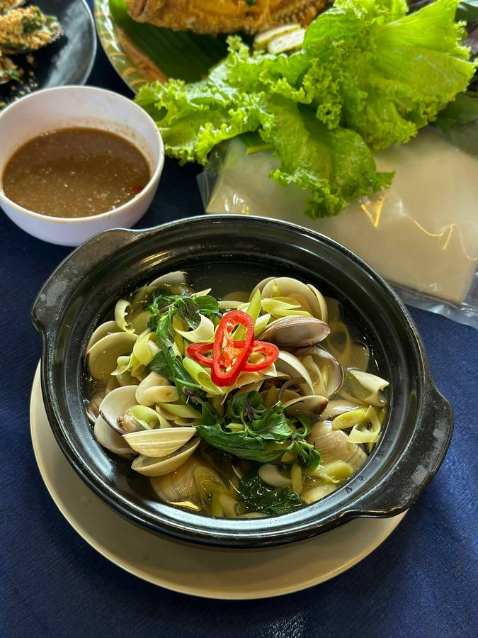 NHÀ BÊN SÔNG
