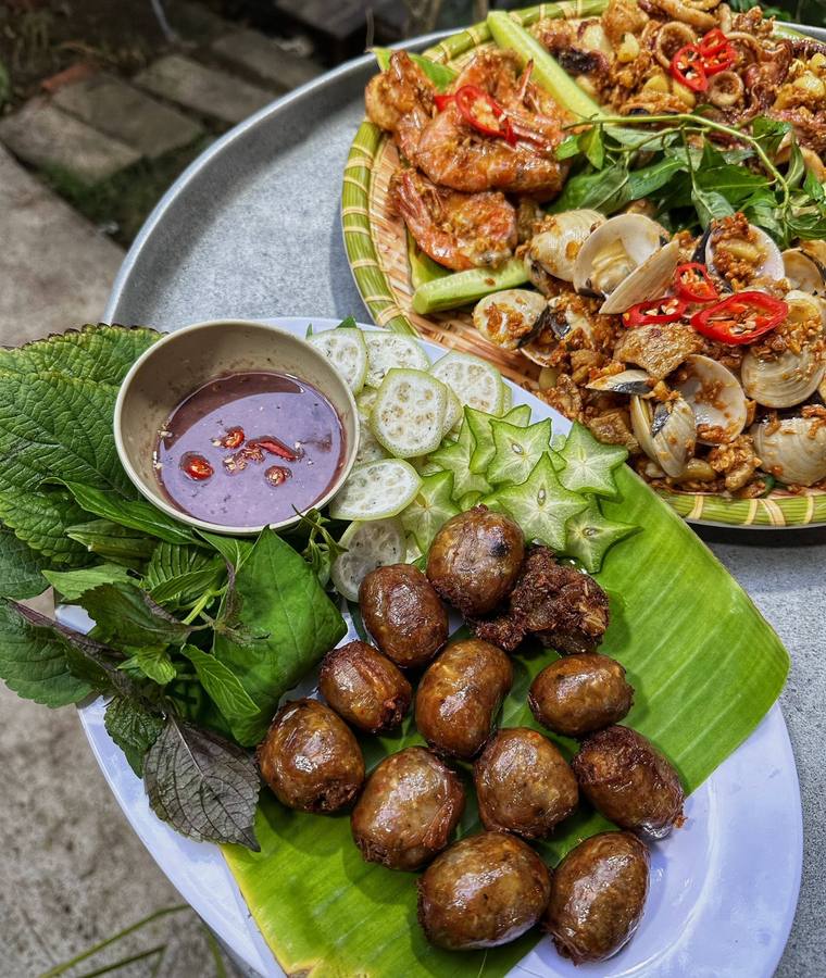 NHÀ BÊN SÔNG