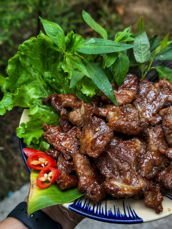 Nhà Bên Sông — nghe tên đã thấy muốn ăn một bữa cơm quê