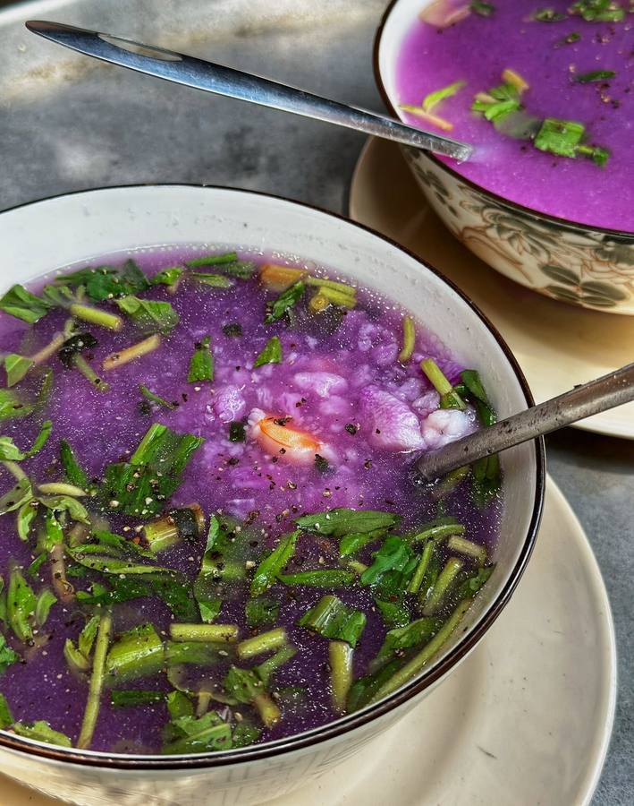 Nhà Bên Sông — nghe tên đã thấy muốn ăn một bữa cơm quê