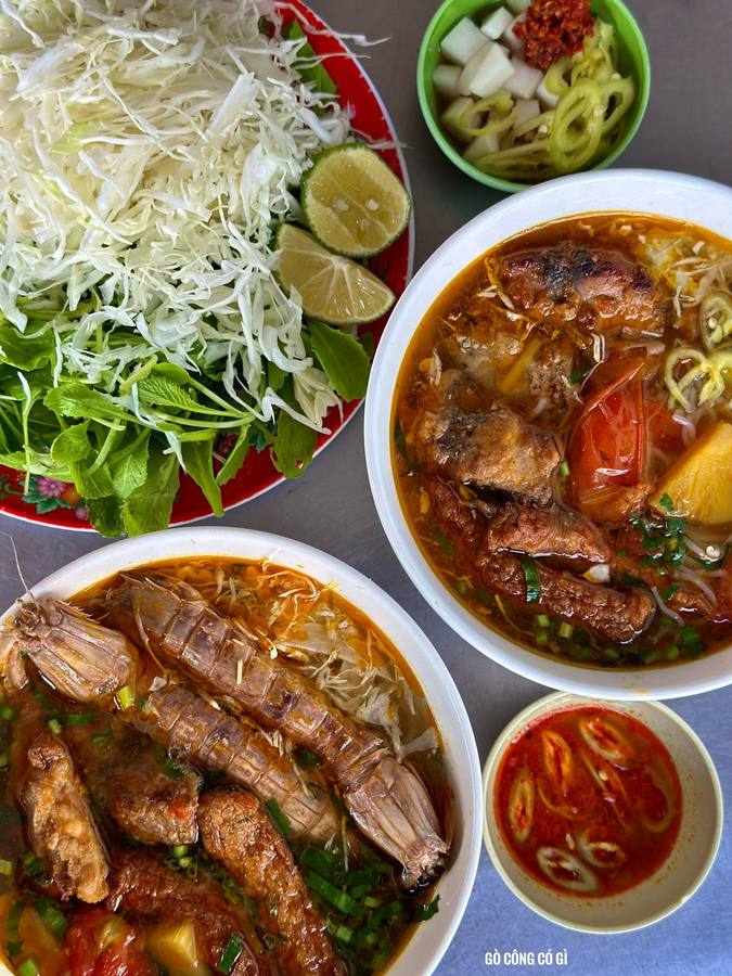 Hủ tiếu mực Dì Hạnh — sáng Gò Công có thêm món mới