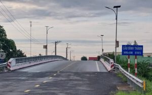 Bình Xuân,Bình Thành sáng sớm mưa lâm râm