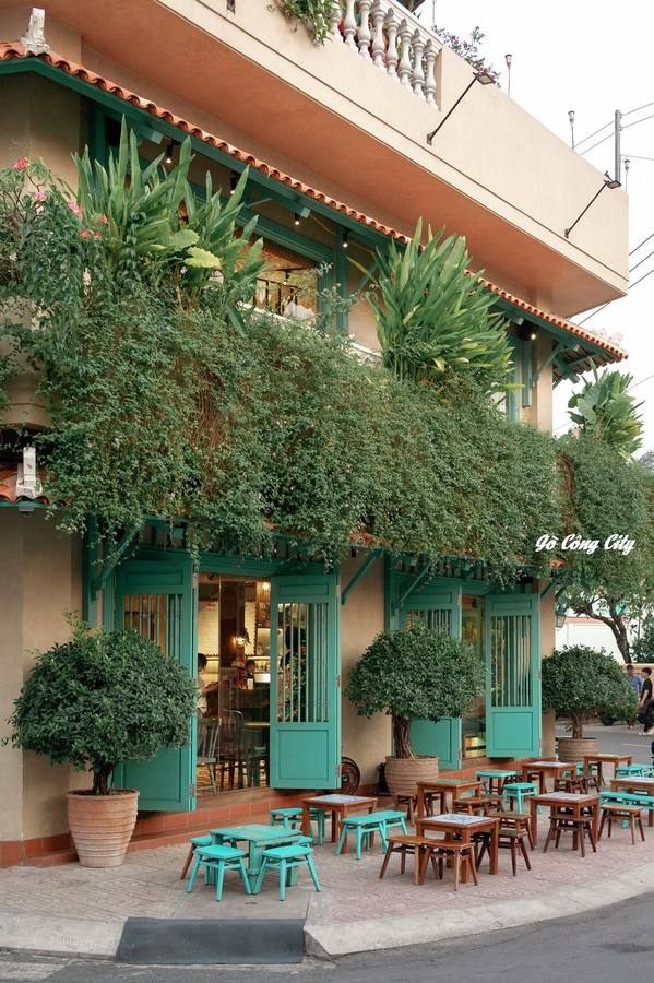 Cafe Đàng Trong góc đường hàm cá mập đẹp bật nhất Tiền Giang