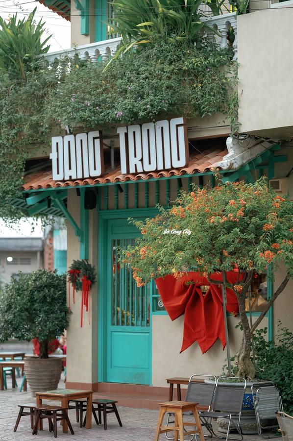 Cafe Đàng Trong góc đường hàm cá mập đẹp bật nhất Tiền Giang