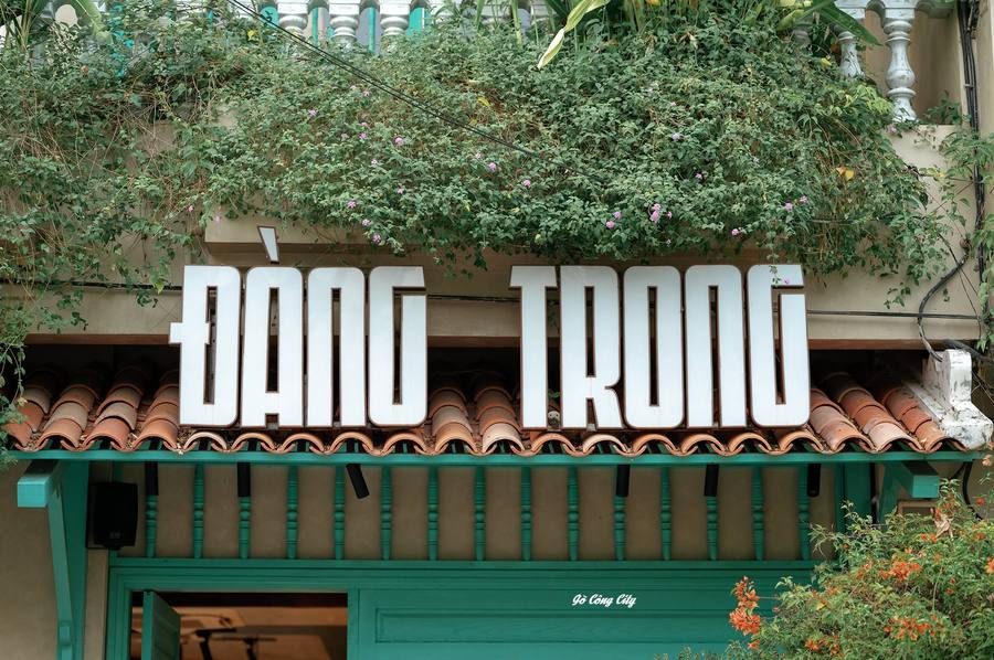 Cafe Đàng Trong góc đường hàm cá mập đẹp bật nhất Tiền Giang